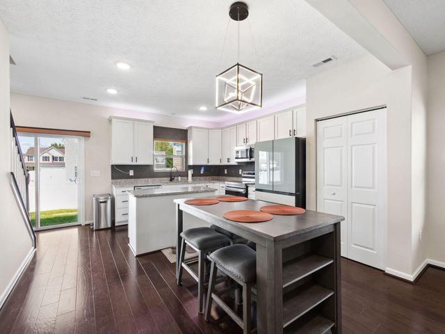 2849 Sussex Place Drive, Grove City, OH 43123