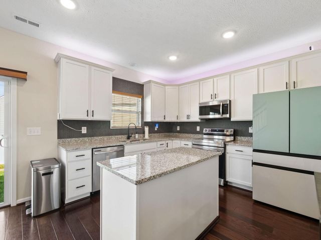 2849 Sussex Place Drive, Grove City, OH 43123