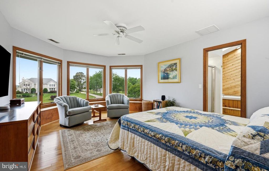 Image 18 of property listing at 108 PROSPECT BAY DR W, Grasonville, MD 21638