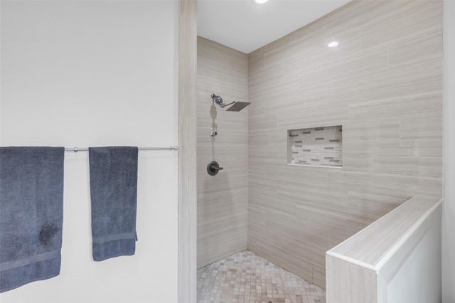 429 Road 5107, Cleveland, TX 77327