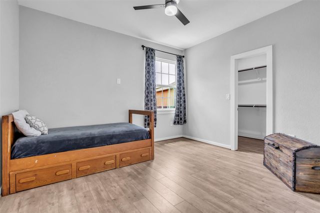 429 Road 5107, Cleveland, TX 77327