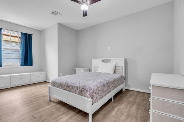 429 Road 5107, Cleveland, TX 77327