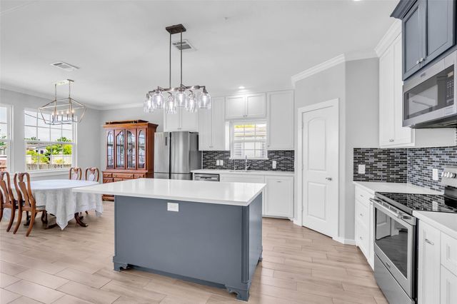 429 Road 5107, Cleveland, TX 77327