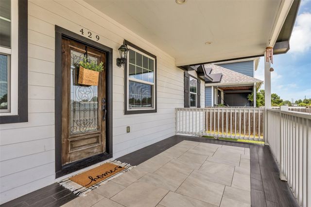 429 Road 5107, Cleveland, TX 77327