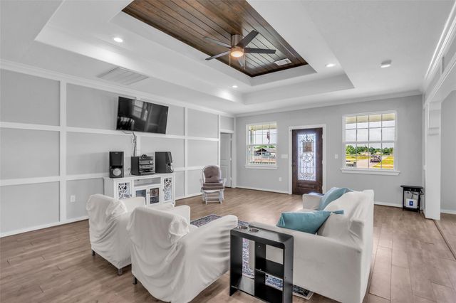 429 Road 5107, Cleveland, TX 77327