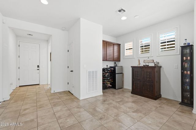 720 E COBBLE STONE Drive, Queen Creek, AZ 85140