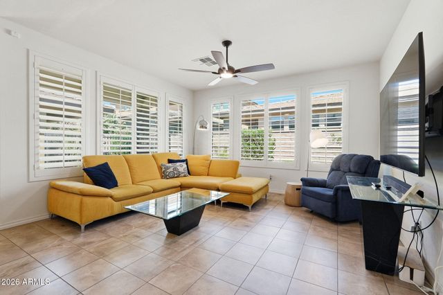 720 E COBBLE STONE Drive, Queen Creek, AZ 85140