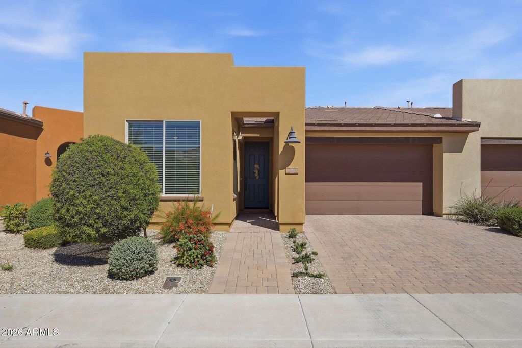 720 E COBBLE STONE Drive, Queen Creek, AZ 85140