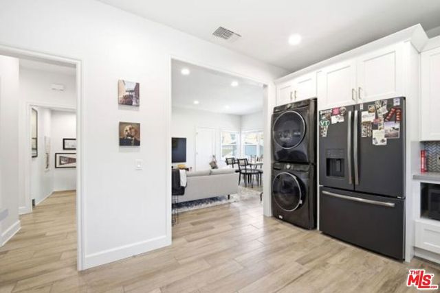 4447 Finley Avenue, Los Angeles, CA 90027