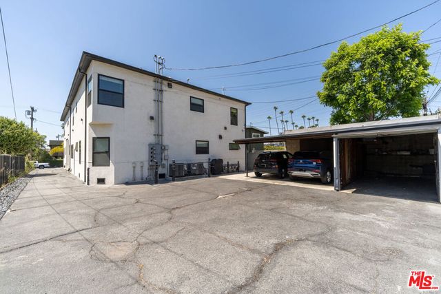 4447 Finley Avenue, Los Angeles, CA 90027