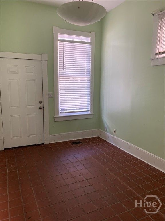 Image 19 of property listing at 1723 Whitaker Street Lower, Savannah, GA 31401