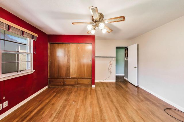 518 N William Street, Joliet, IL 60435