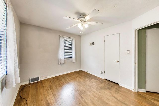 518 N William Street, Joliet, IL 60435