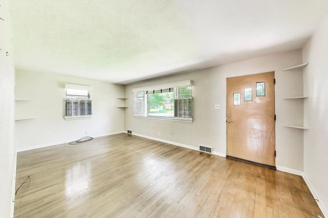 518 N William Street, Joliet, IL 60435