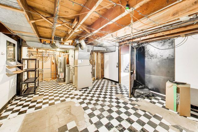 518 N William Street, Joliet, IL 60435