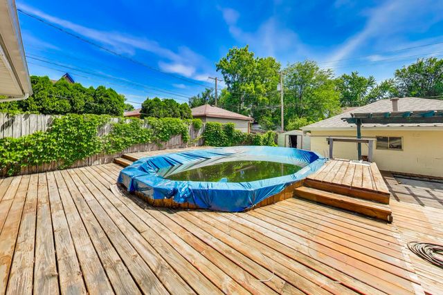 518 N William Street, Joliet, IL 60435