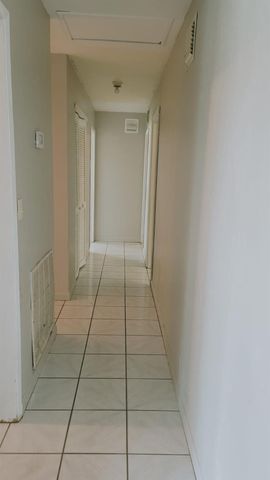 1611 SW 63rd Ter, North Lauderdale, FL 33068