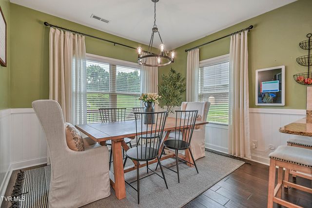 2057 Poplar Ridge Court, Piney Flats, TN 37686