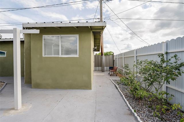 7511 TIDEWATER TRAIL, Tampa, FL 33619