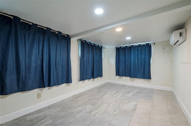 7511 TIDEWATER TRAIL, Tampa, FL 33619