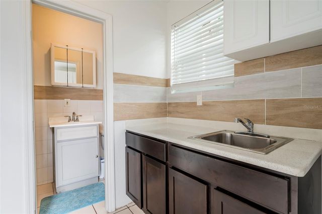 7511 TIDEWATER TRAIL, Tampa, FL 33619