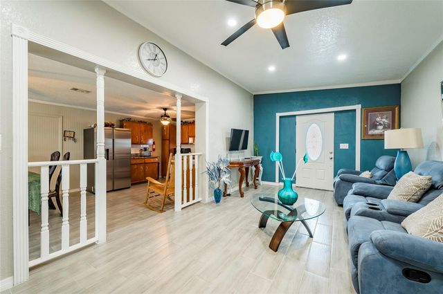 7511 TIDEWATER TRAIL, Tampa, FL 33619