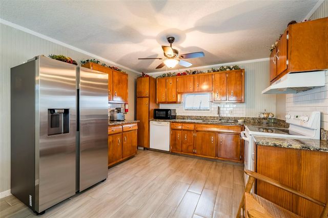 7511 TIDEWATER TRAIL, Tampa, FL 33619