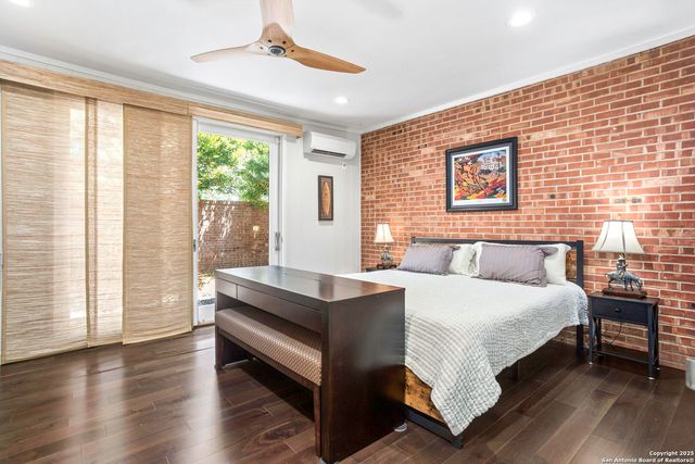 108 Schreiner Pl, San Antonio, TX 78212