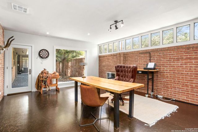 108 Schreiner Pl, San Antonio, TX 78212