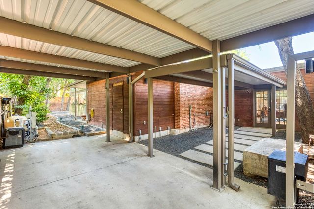 108 Schreiner Pl, San Antonio, TX 78212