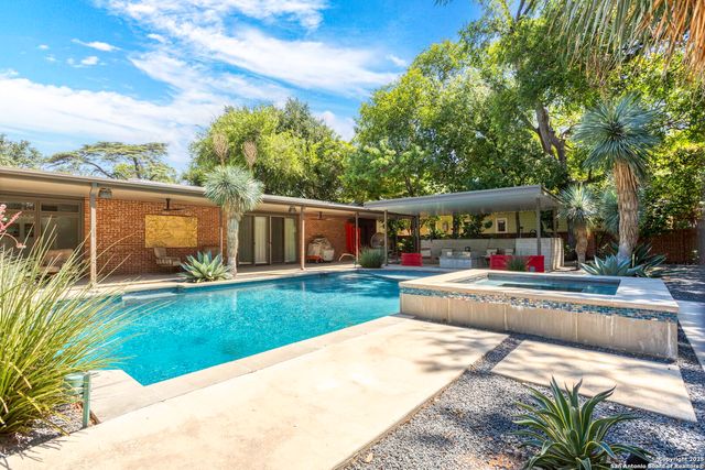 108 Schreiner Pl, San Antonio, TX 78212