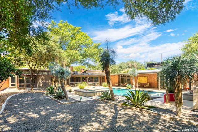 108 Schreiner Pl, San Antonio, TX 78212