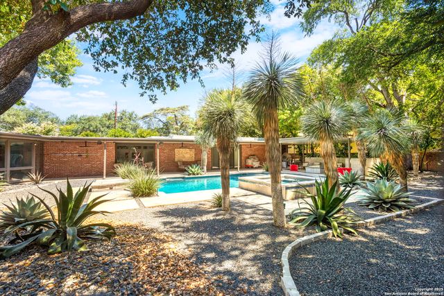 108 Schreiner Pl, San Antonio, TX 78212