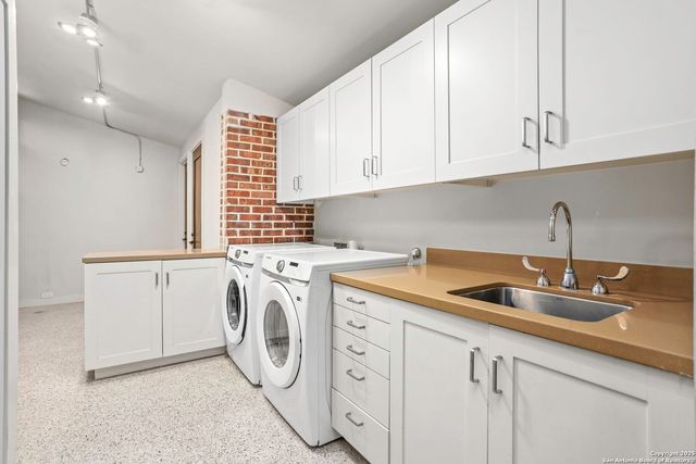 108 Schreiner Pl, San Antonio, TX 78212