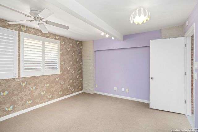 108 Schreiner Pl, San Antonio, TX 78212