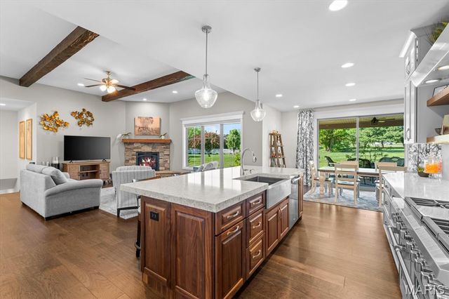 701 Williams Landing, Waterloo, IL 62298