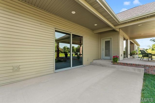 701 Williams Landing, Waterloo, IL 62298