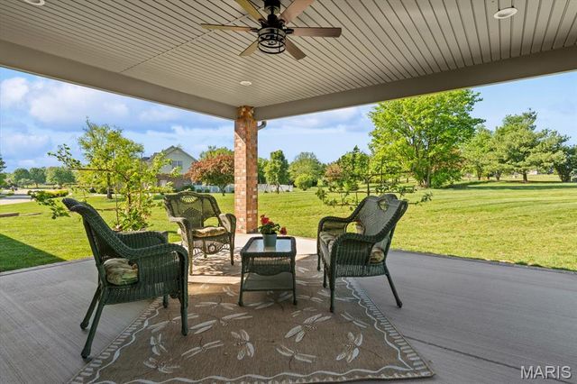 701 Williams Landing, Waterloo, IL 62298