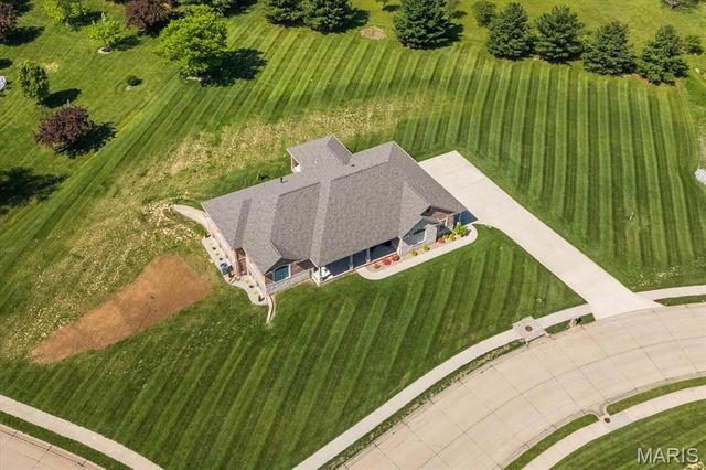 701 Williams Landing, Waterloo, IL 62298
