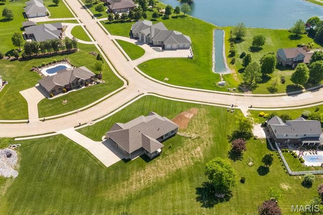 701 Williams Landing, Waterloo, IL 62298