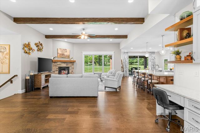 701 Williams Landing, Waterloo, IL 62298