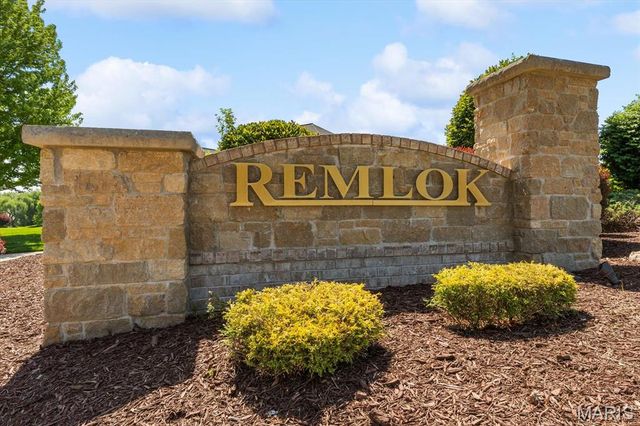 701 Williams Landing, Waterloo, IL 62298