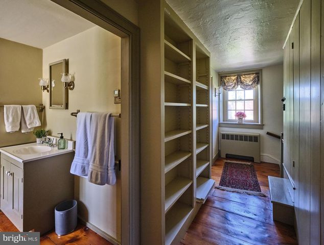 4936 CURLY HILL RD, Doylestown, PA 18902