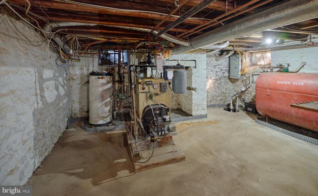 4936 CURLY HILL RD, Doylestown, PA 18902