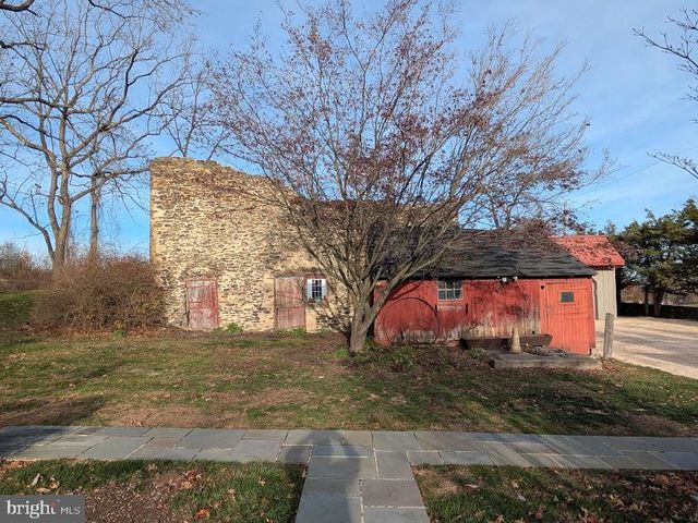 4936 CURLY HILL RD, Doylestown, PA 18902