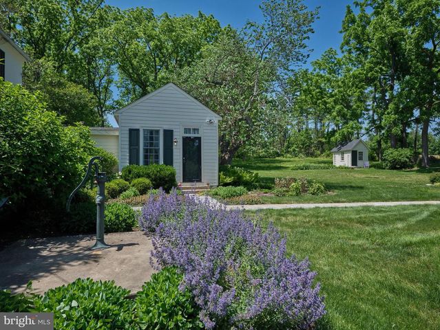 4936 CURLY HILL RD, Doylestown, PA 18902