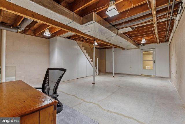 510 FAIRVIEW DR, Hanover, PA 17331