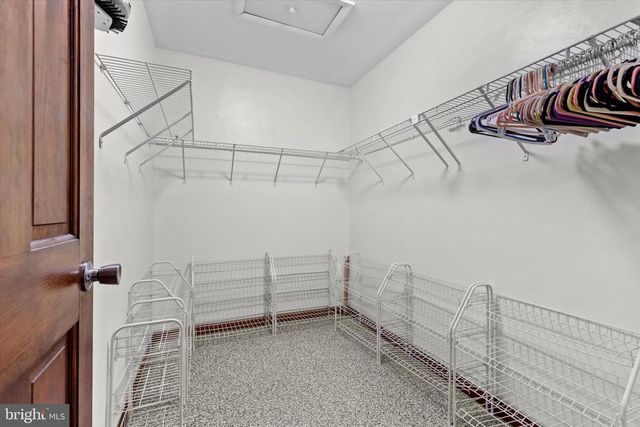 510 FAIRVIEW DR, Hanover, PA 17331