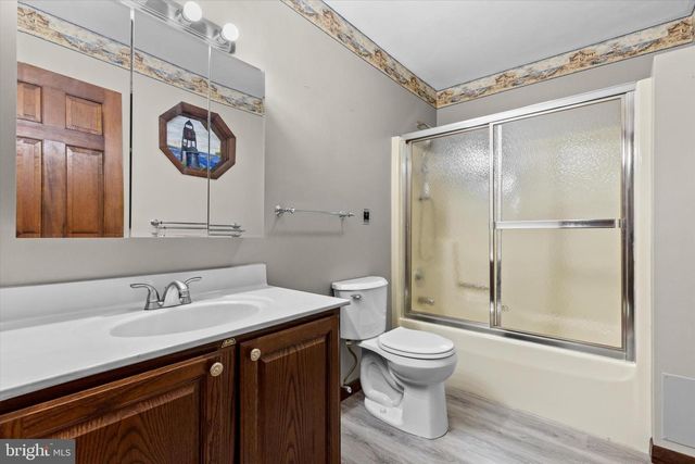 510 FAIRVIEW DR, Hanover, PA 17331