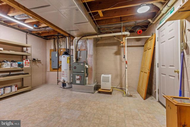 510 FAIRVIEW DR, Hanover, PA 17331